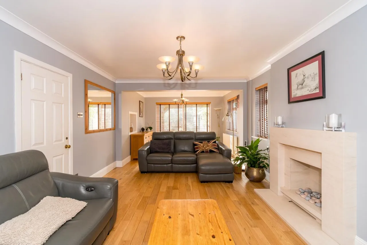 Wimborne Road East, BH22, photo 9