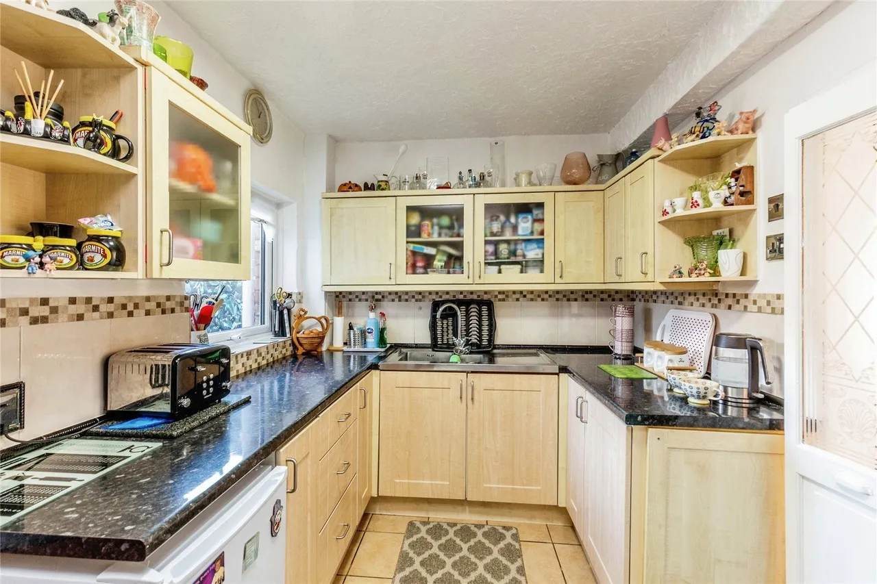 Station Road, Portishead, BS20, photo 6