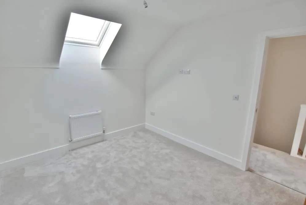 Churchill Gardens, Sturminster Marshall, BH21, photo 10