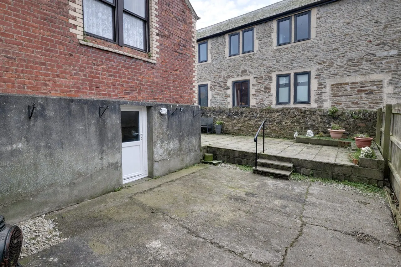 High Street, Ilfracombe, EX34, photo 8