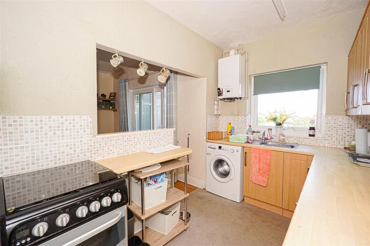 Bexhill Road, St. Leonards-On-Sea, photo 20