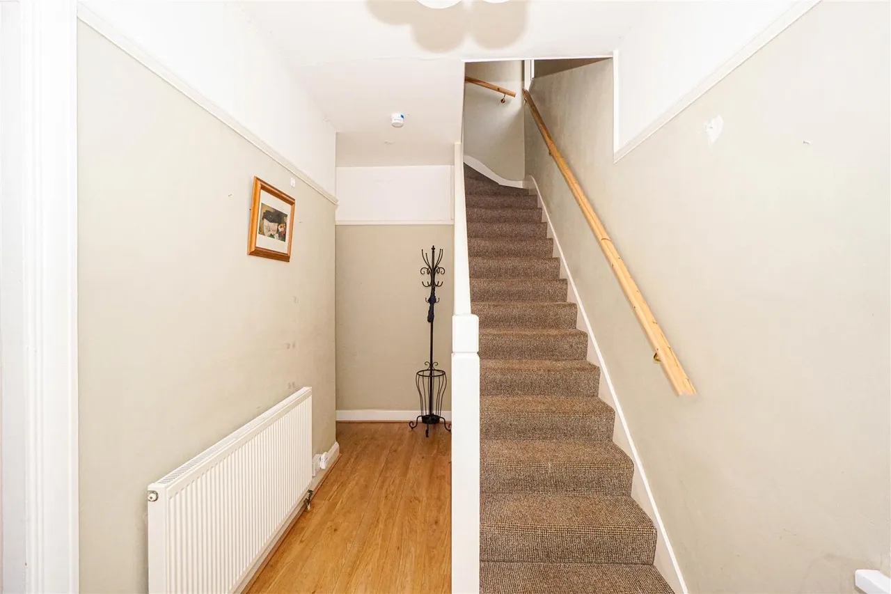 Bexhill Road, St. Leonards-On-Sea, photo 16