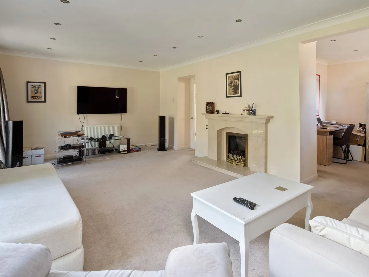 Beaufort Close, Alderley Edge, photo 4