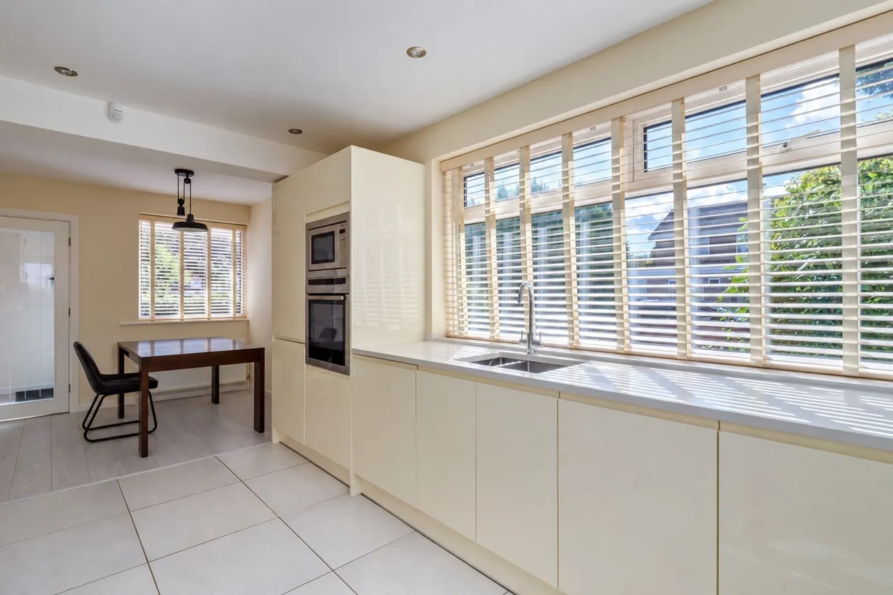 Beaufort Close, Alderley Edge, photo 5