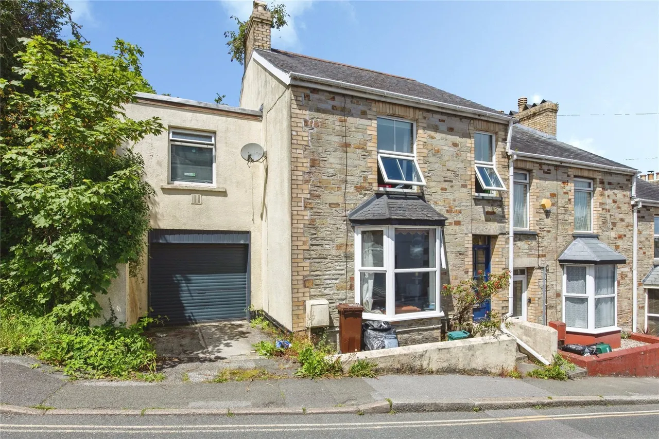 3 bed house for sale, Crinnicks Hill, Bodmin, PL31