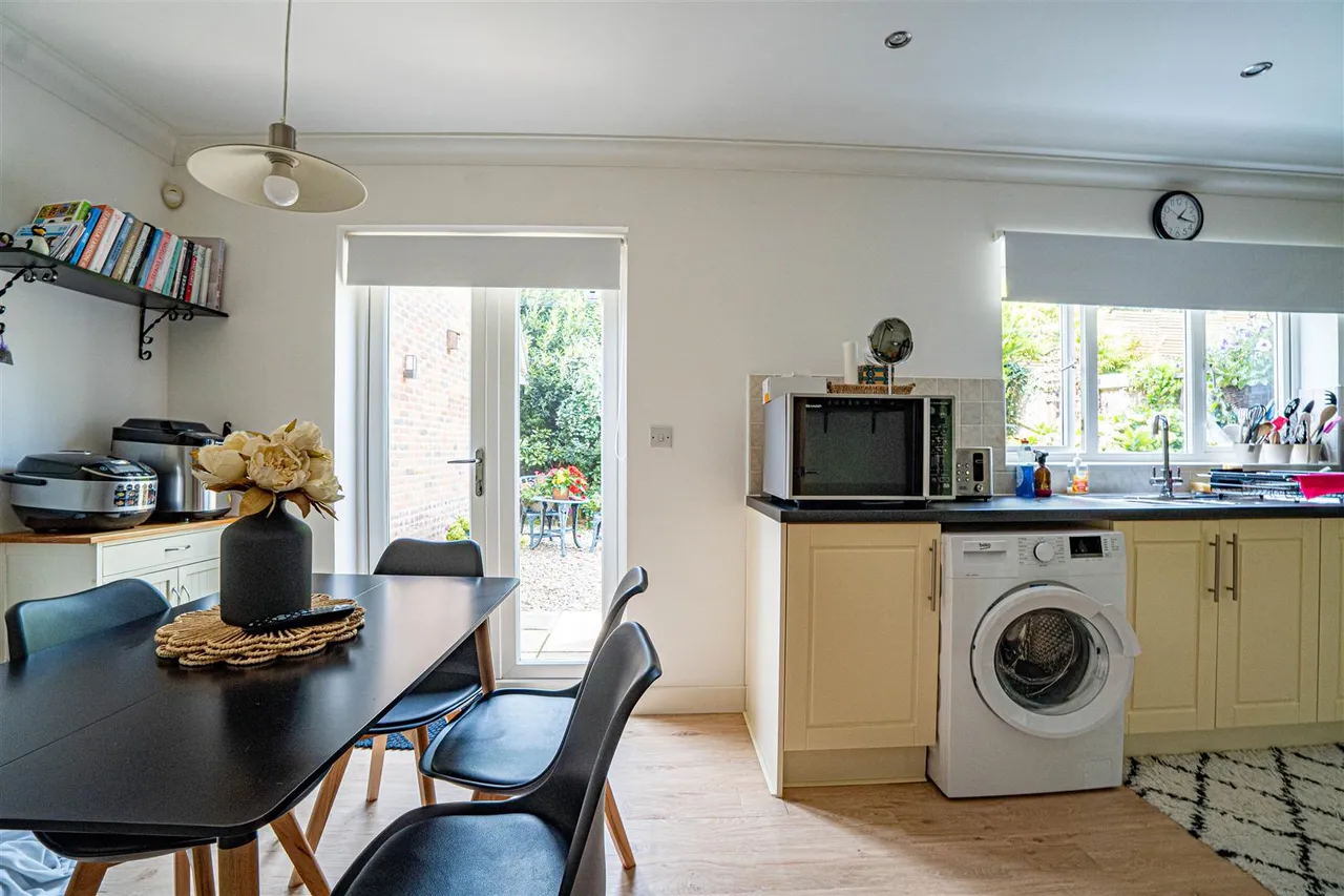 Welton Rise, St. Leonards-on-sea, photo 11