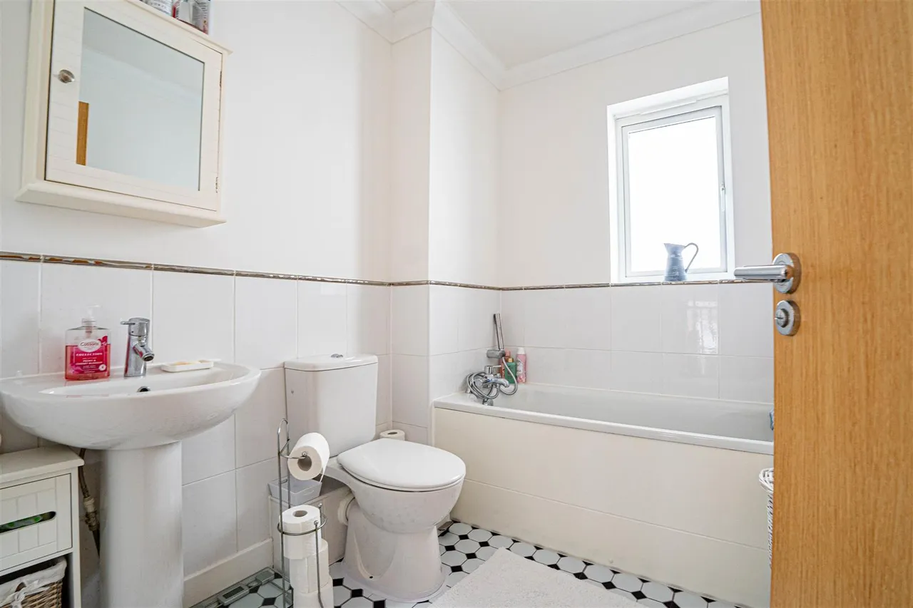 Welton Rise, St. Leonards-on-sea, photo 9