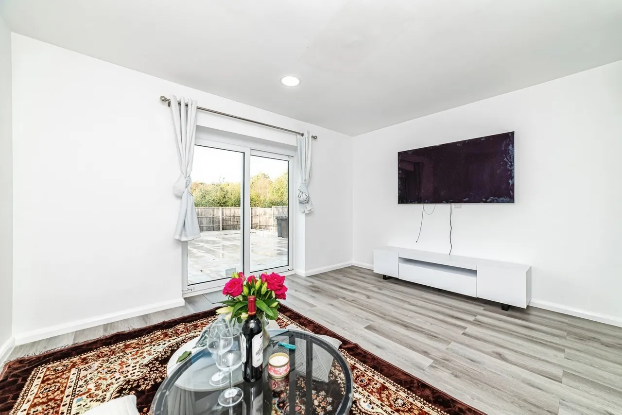 Allnutt Avenue, Basingstoke, RG21, photo 8