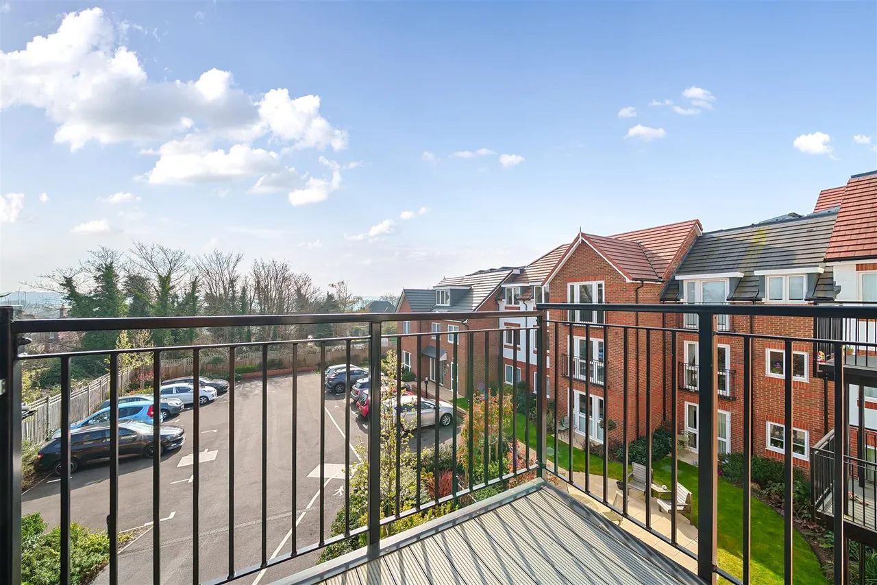 Birchwood Park Avenue, Swanley, BR8, photo 6