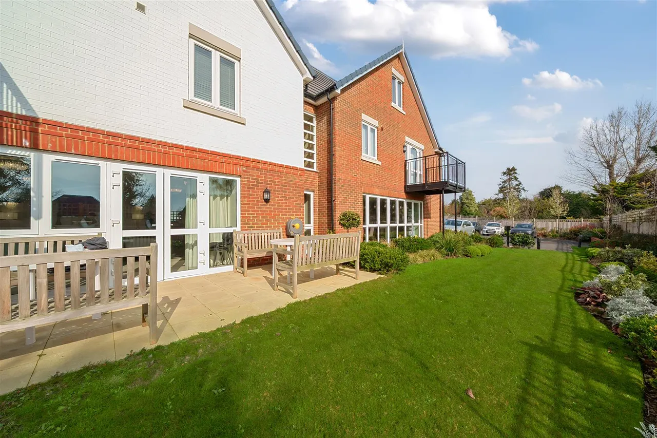 Birchwood Park Avenue, Swanley, BR8, photo 12