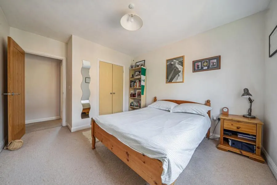 Baldwin Mews, Carterton, OX18, photo 10