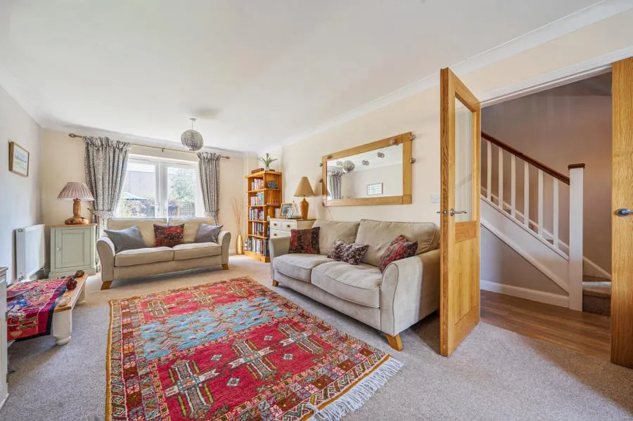 Baldwin Mews, Carterton, OX18, photo 3