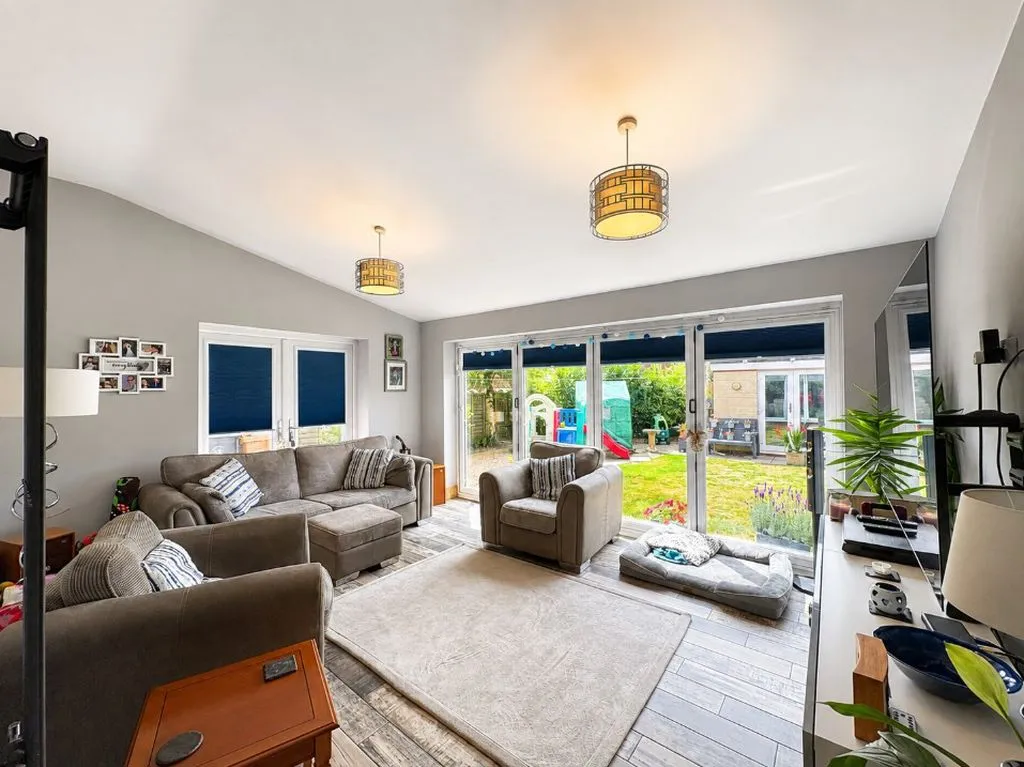 Bleak House Drive, Burntwood, WS7, photo 6