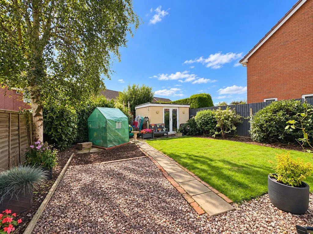 Bleak House Drive, Burntwood, WS7, photo 19