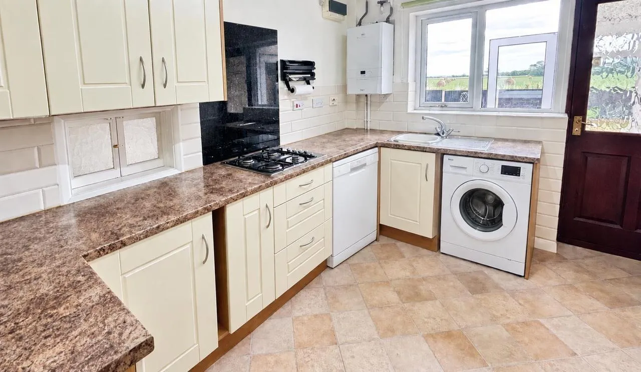 Meadway, Cherry Willingham, LN3, photo 2
