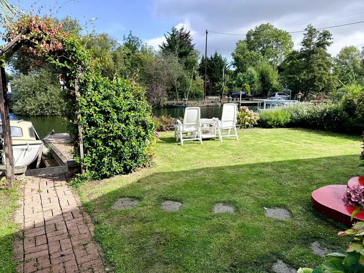 Pharaohs Island, Shepperton, TW17, photo 6