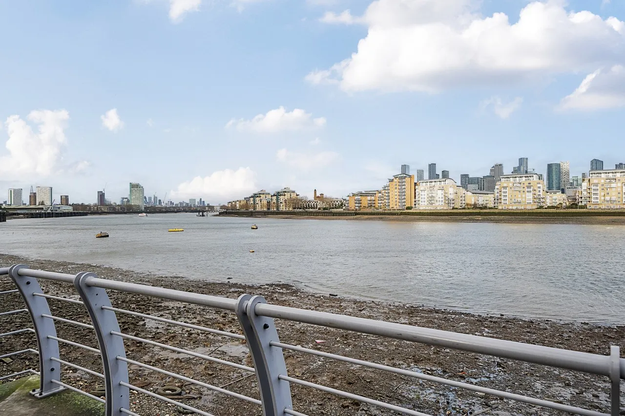 Dowells Street, SE10, photo 21