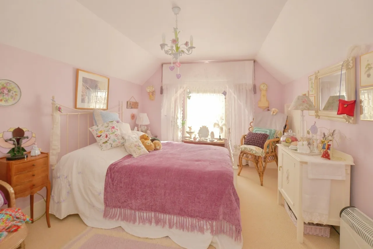 Skinner Road, Lydd, Romney Marsh, Kent, TN29, photo 3