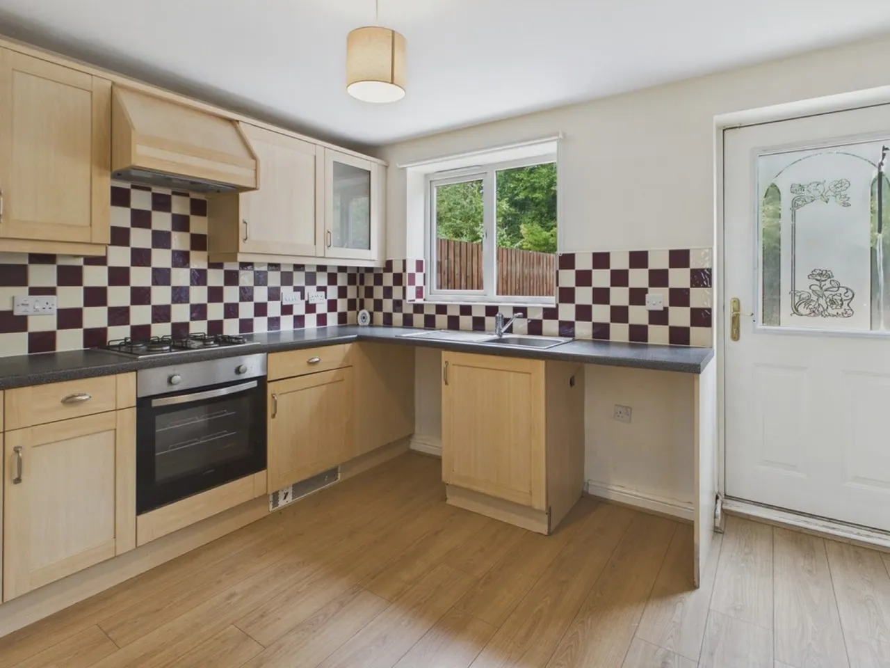 Wharton Drive, Chesterfield, S41, photo 7