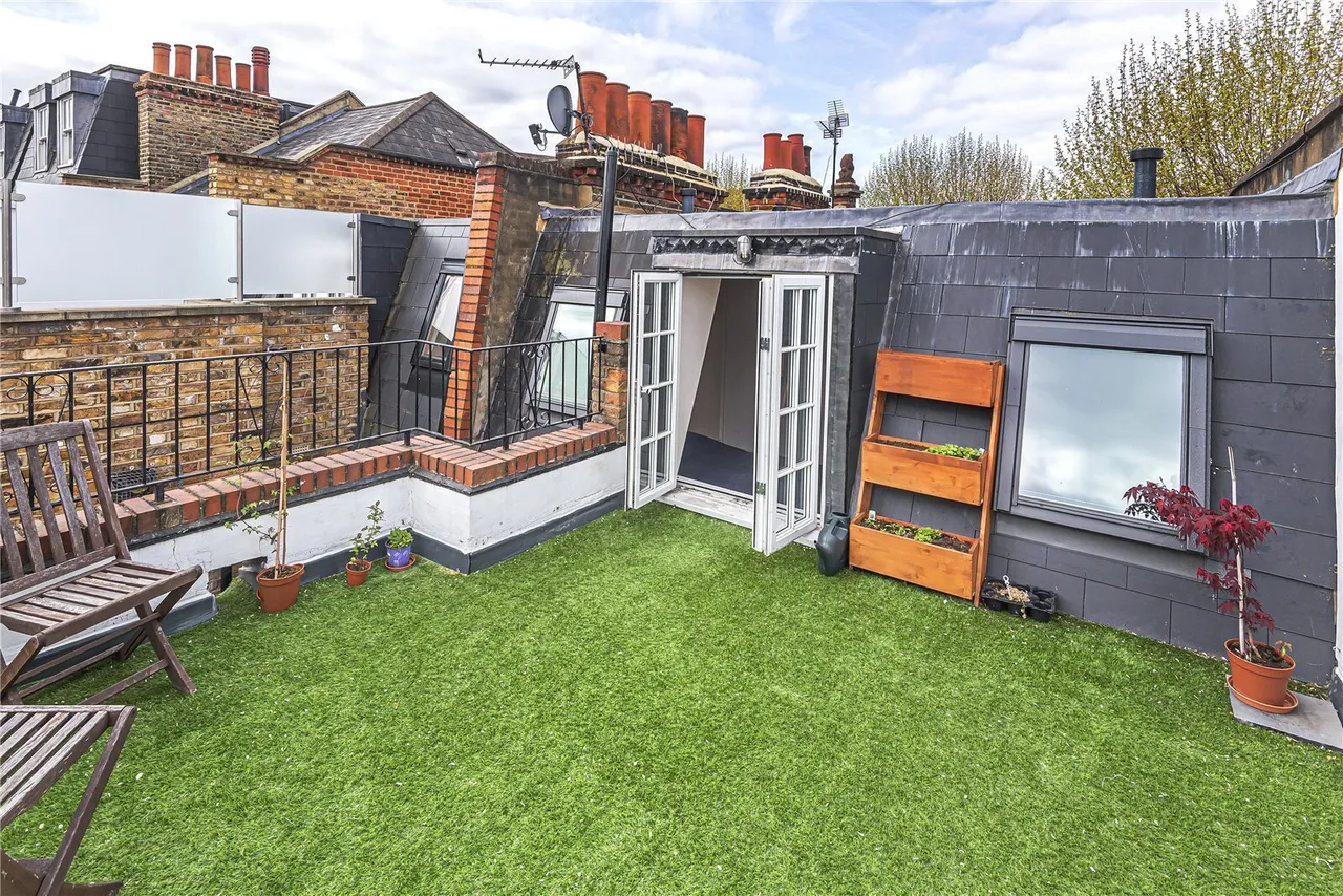 Wandsworth Bridge Road, Fulham, SW6, photo 11