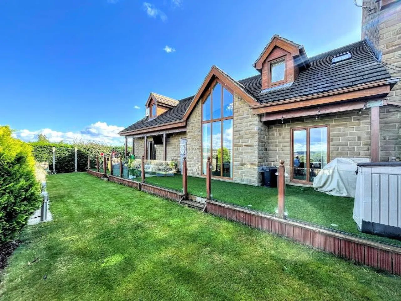 5 bed house for sale, Ballfield Lane, Barnsley, S75