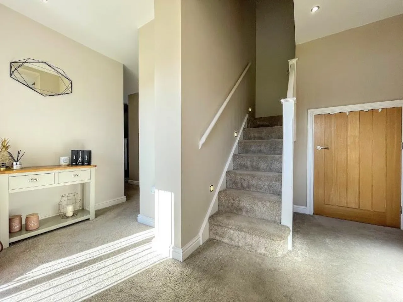 Ballfield Lane, Barnsley, S75, photo 12