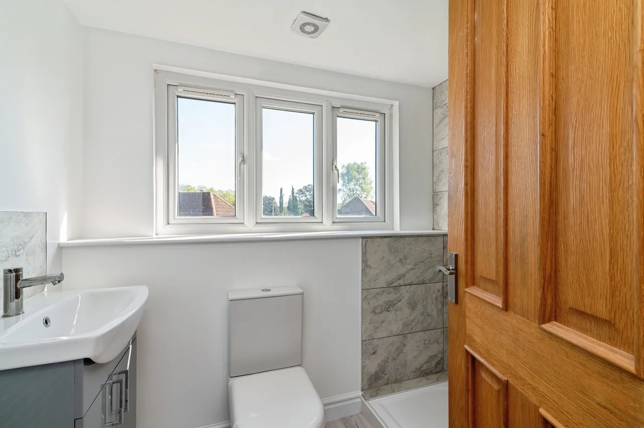 Dorket Drive, Wollaton, Nottingham, NG8, photo 13