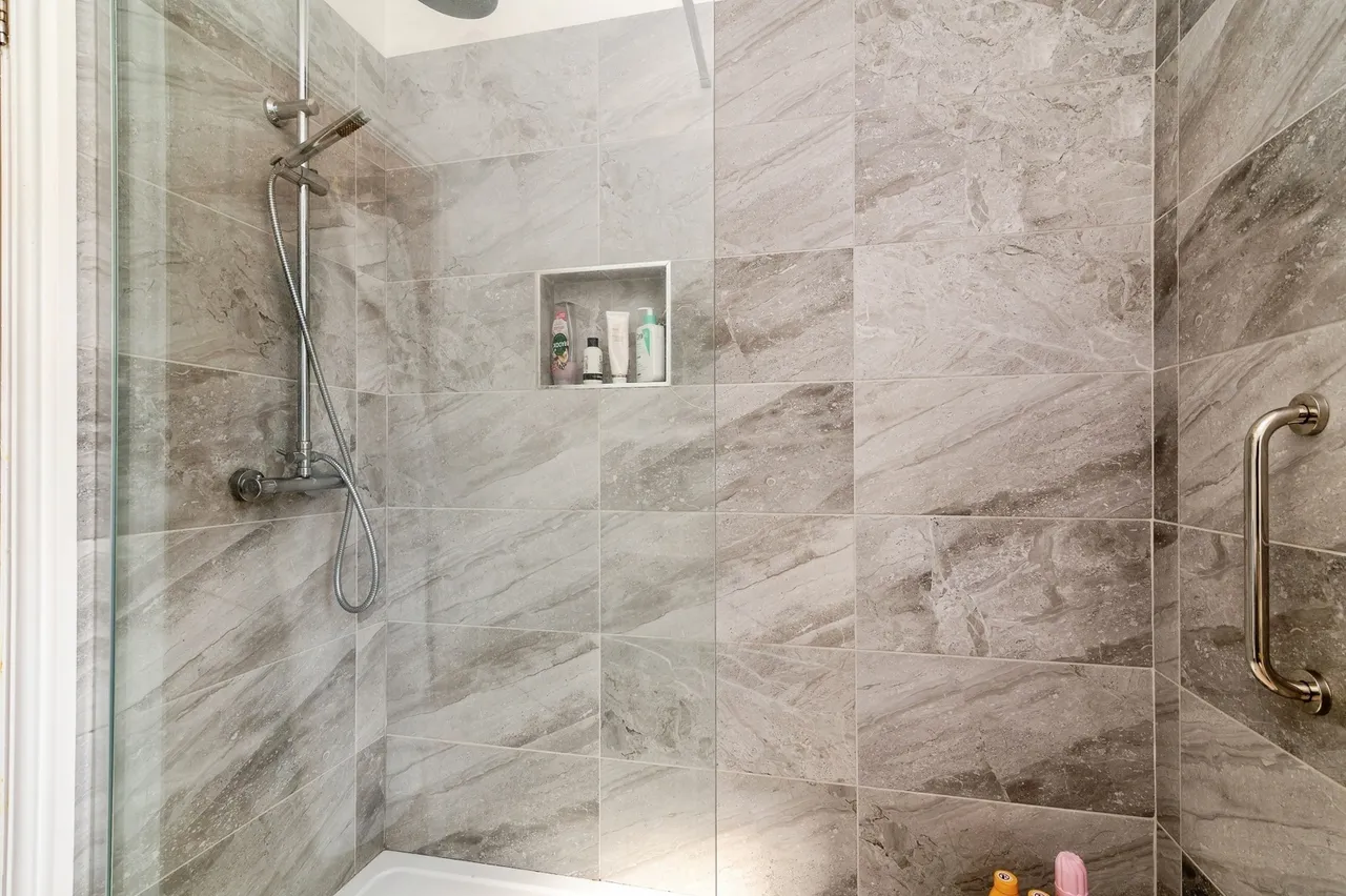 Dorket Drive, Wollaton, Nottingham, NG8, photo 9