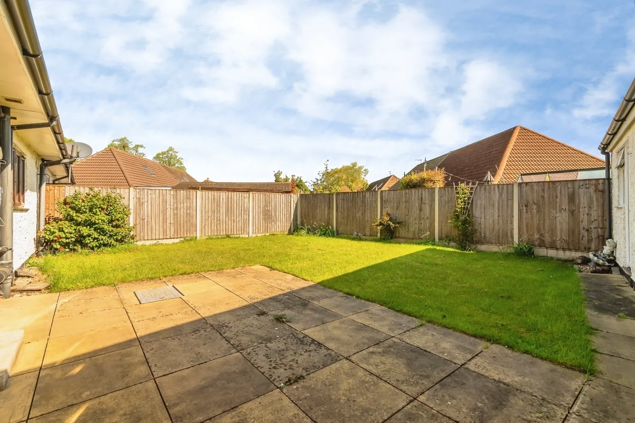 Dorket Drive, Wollaton, Nottingham, NG8, photo 18