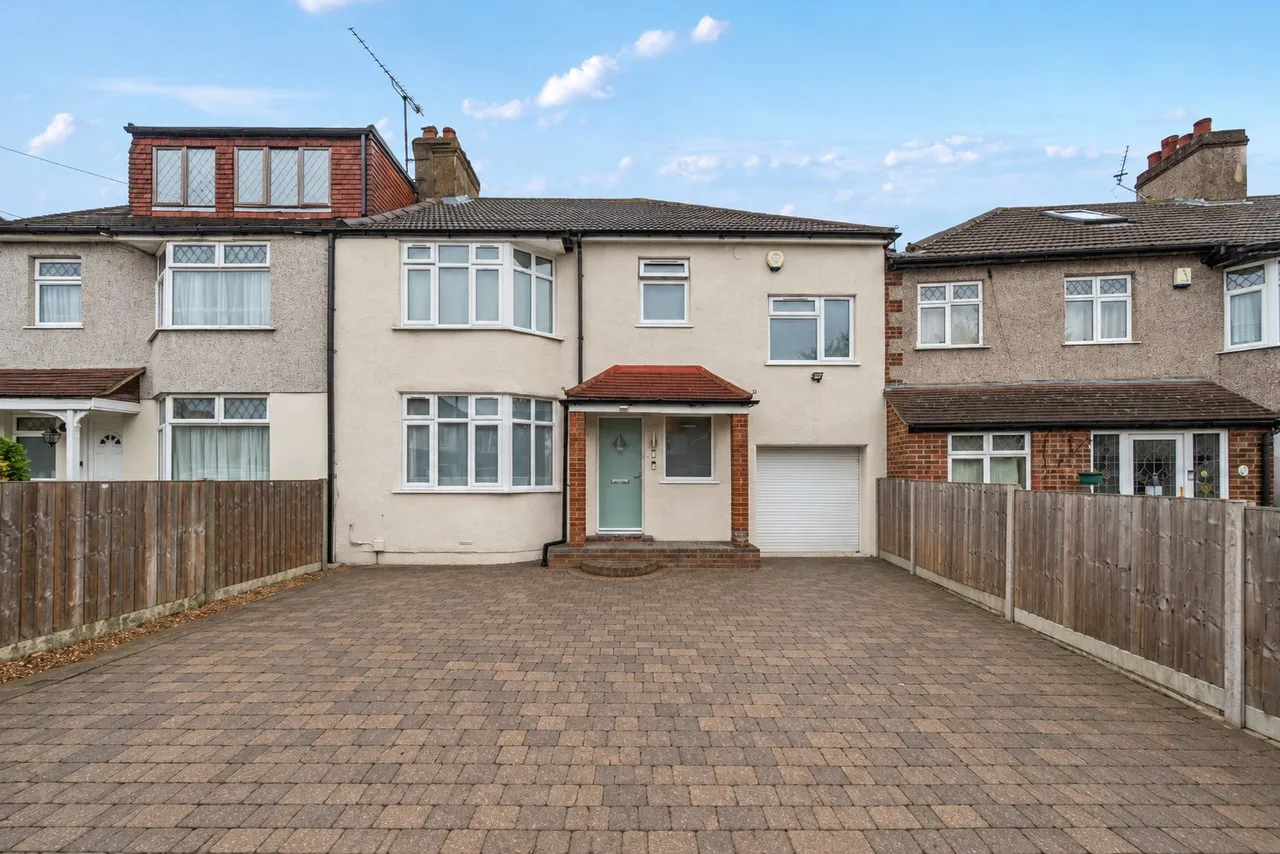 4 bed house for sale, Lansdowne Avenue, DA7