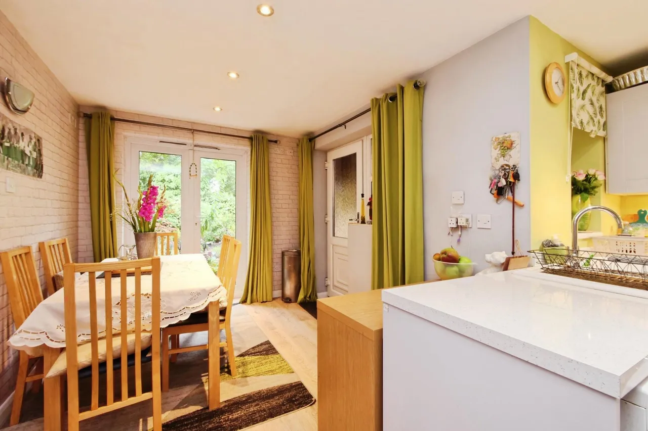 Hazelnut Grove, York, YO30, photo 19