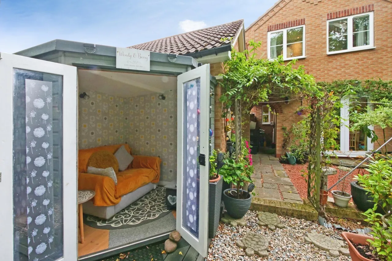 Hazelnut Grove, York, YO30, photo 14