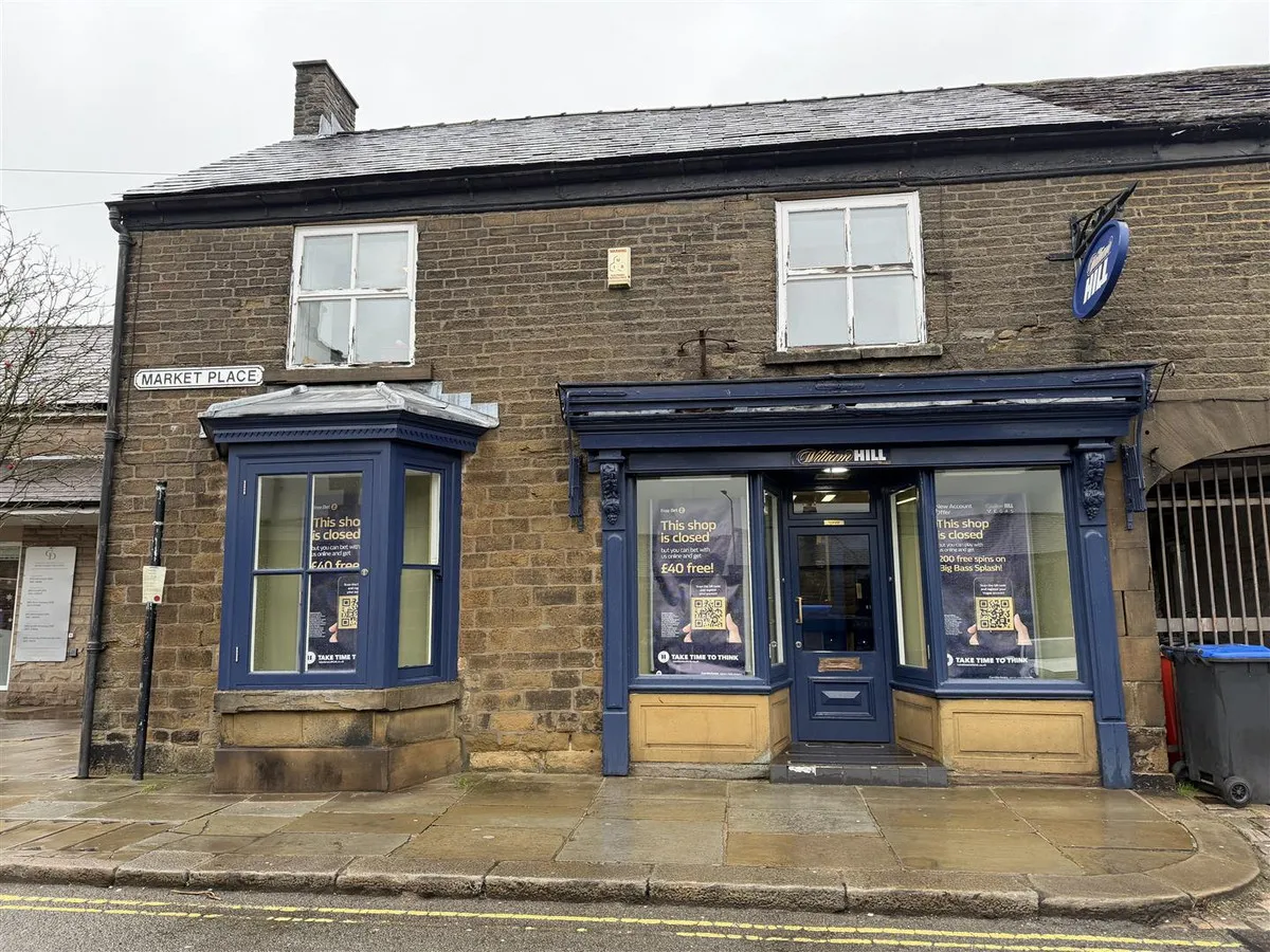 property to rent, Market Place, High Peak, SK23