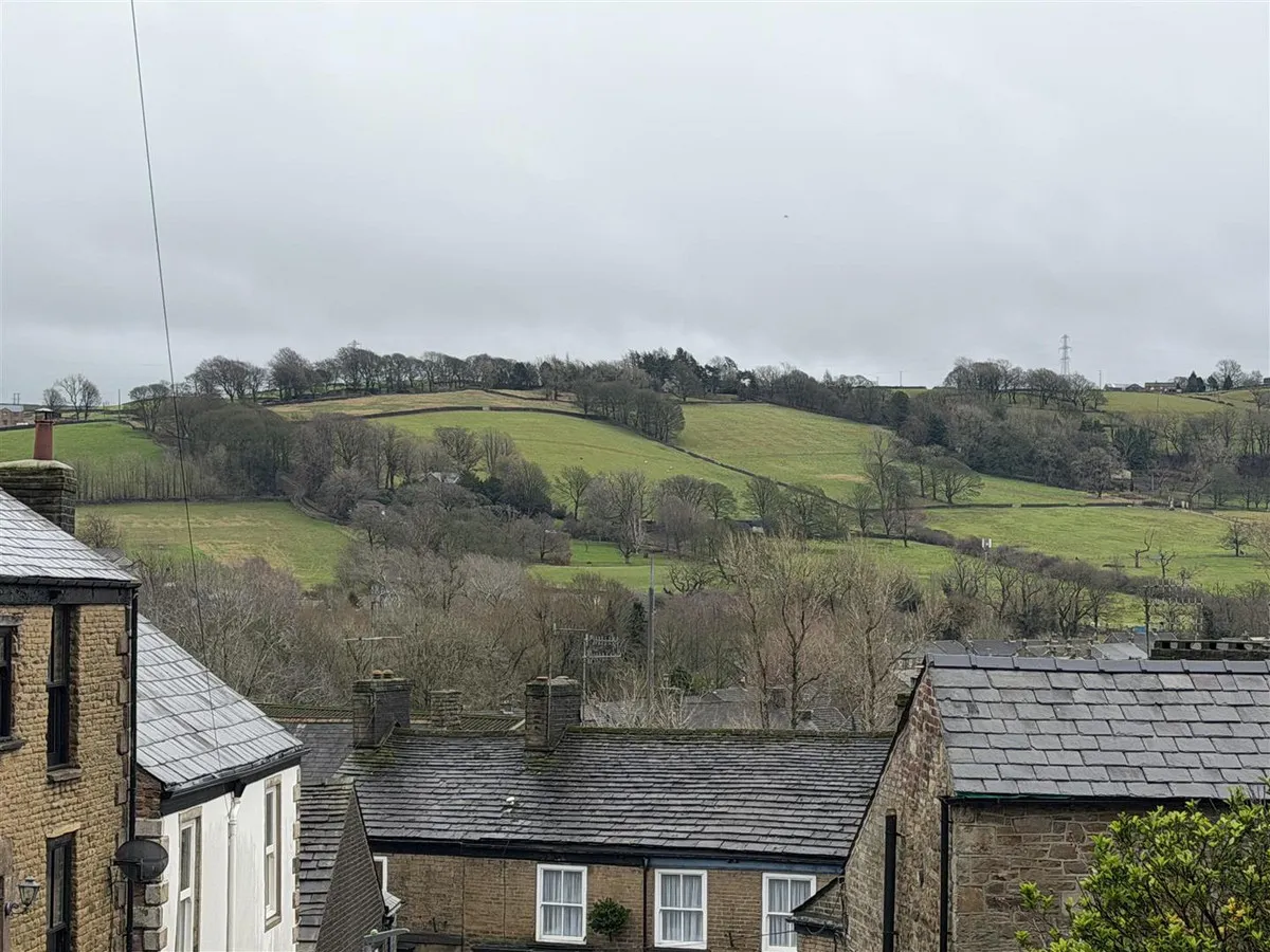 Market Place, High Peak, SK23, photo 6