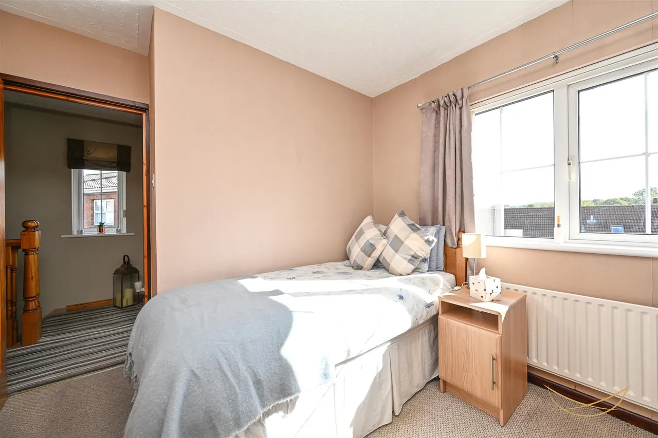 Cameron Court, Ballyclare, BT39, photo 21