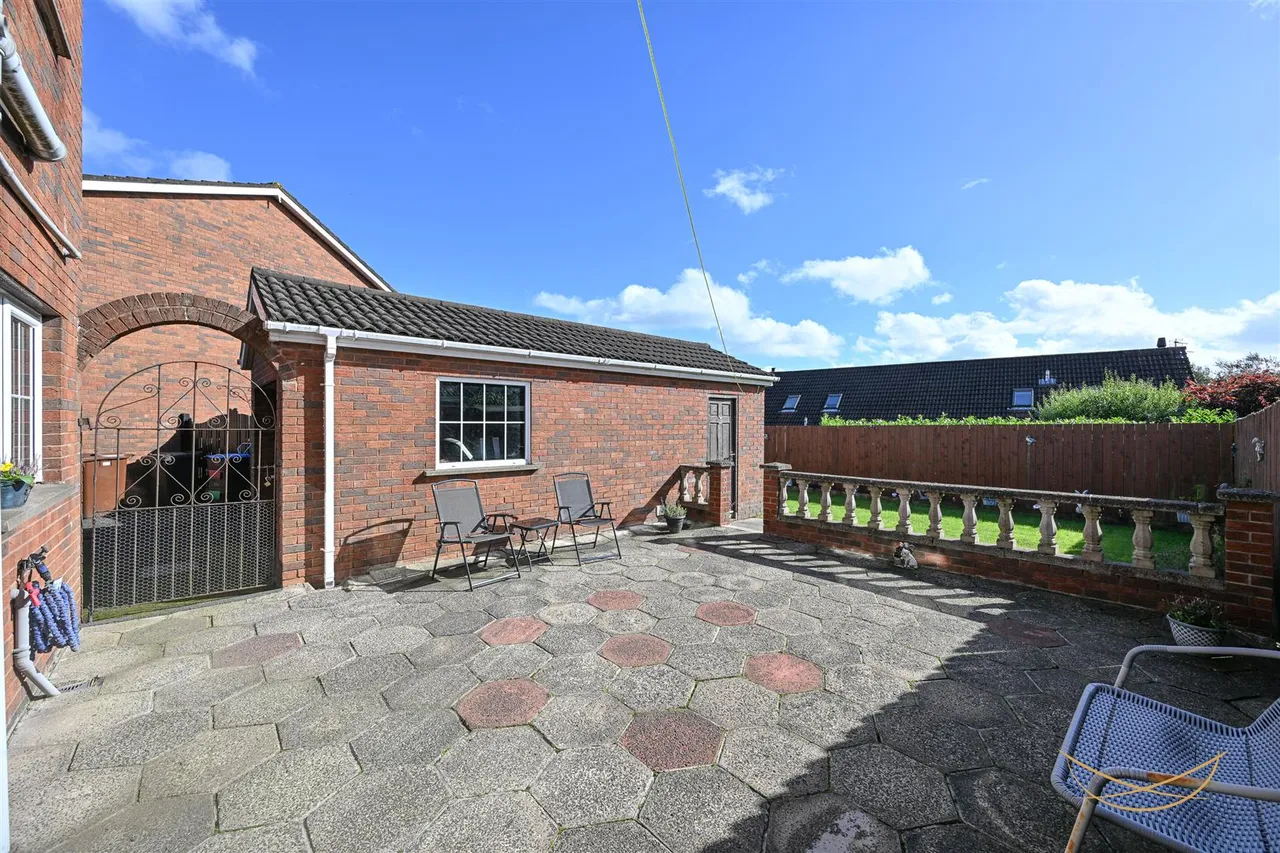 Cameron Court, Ballyclare, BT39, photo 32