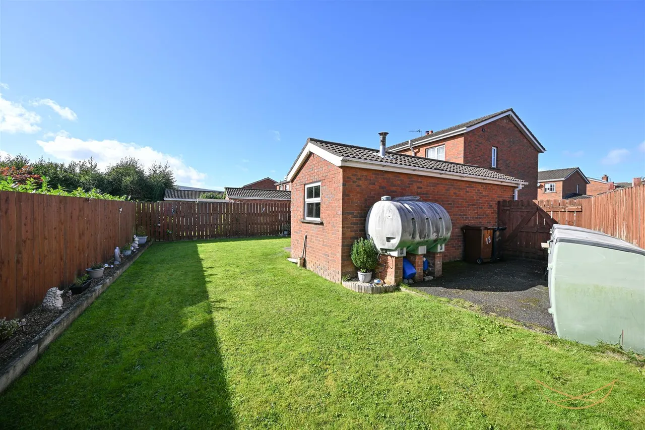 Cameron Court, Ballyclare, BT39, photo 31