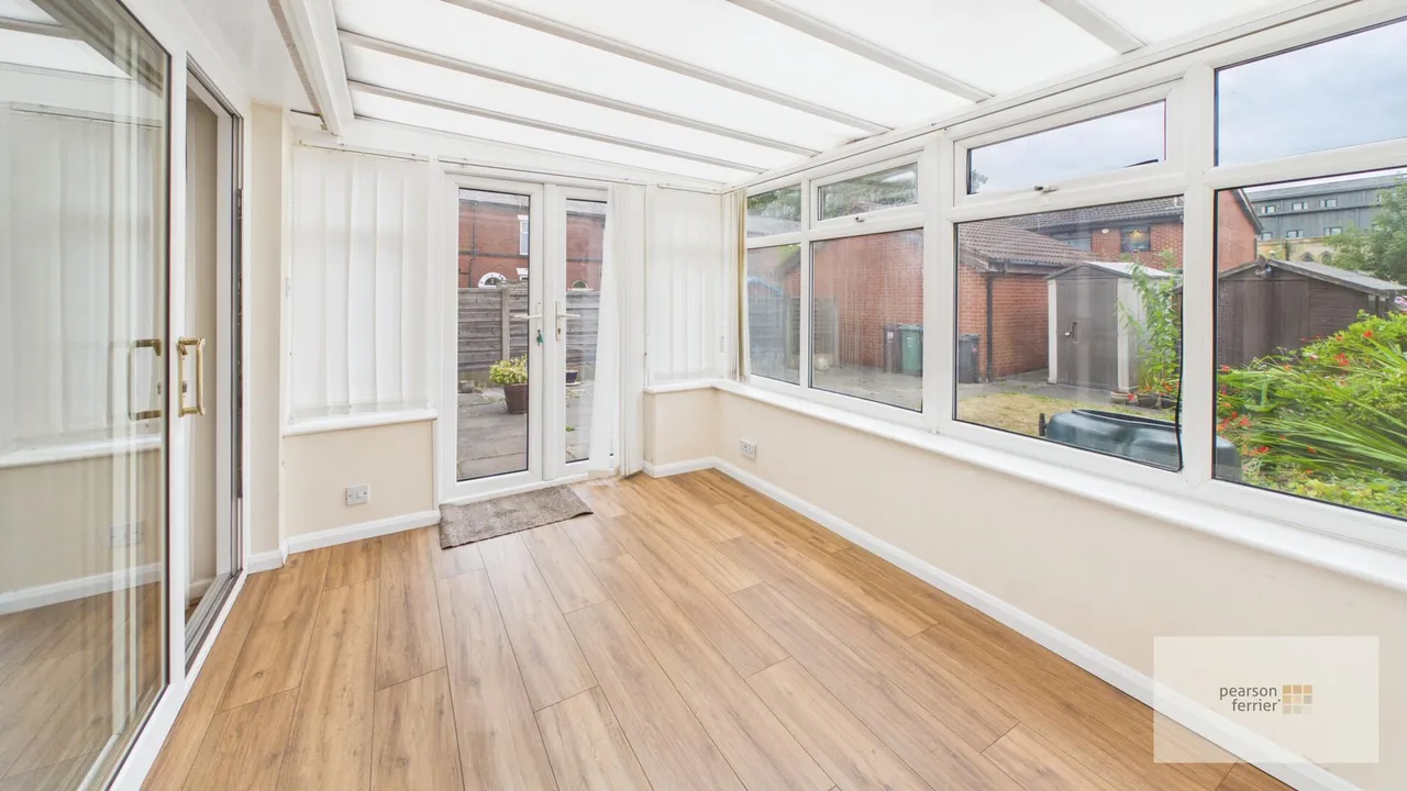 Sanderson Street, Bury, BL9 6BP, photo 4