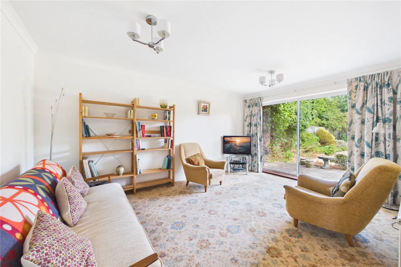 Elizabeth Rout Close, Spencers Wood, RG7, photo 5