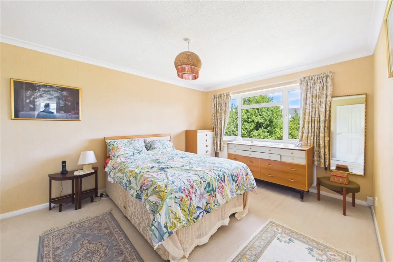 Elizabeth Rout Close, Spencers Wood, RG7, photo 10