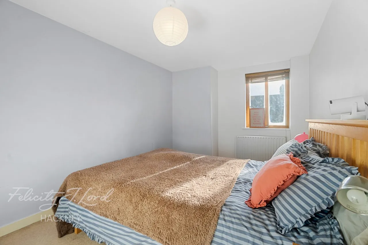 Big Hill, London, E5, photo 14