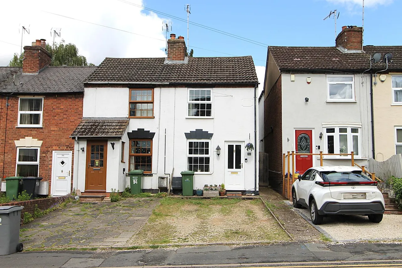 2 bed house for sale — Castle Road, Cookley, Kidderminster