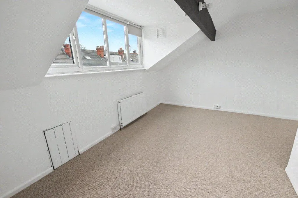 Aberdeen Grove, Leeds, LS12, photo 14