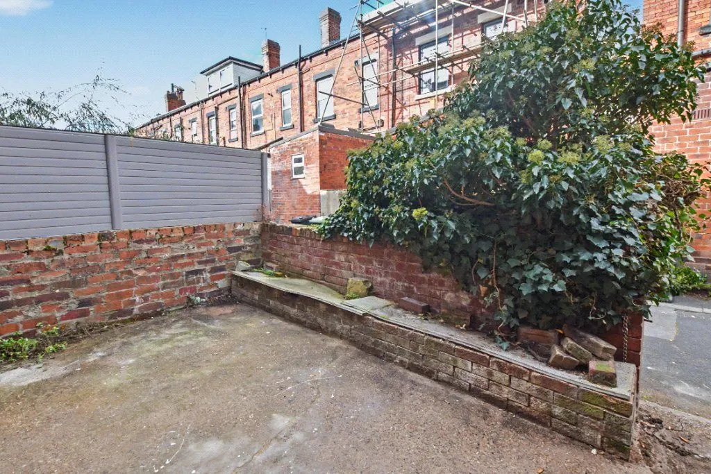 Aberdeen Grove, Leeds, LS12, photo 10