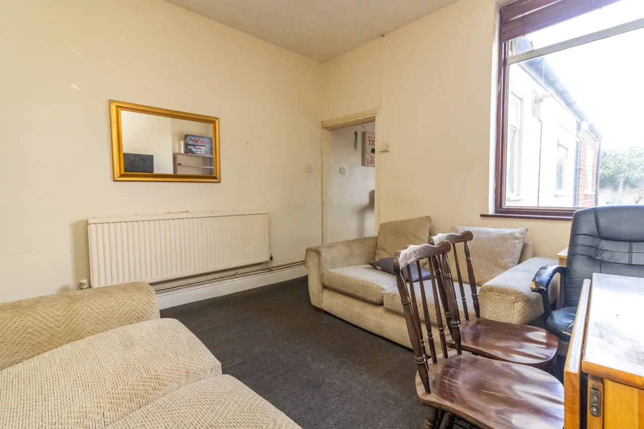 Aylestone Road, Leicester, Leicester, LE2 7QJ, photo 2