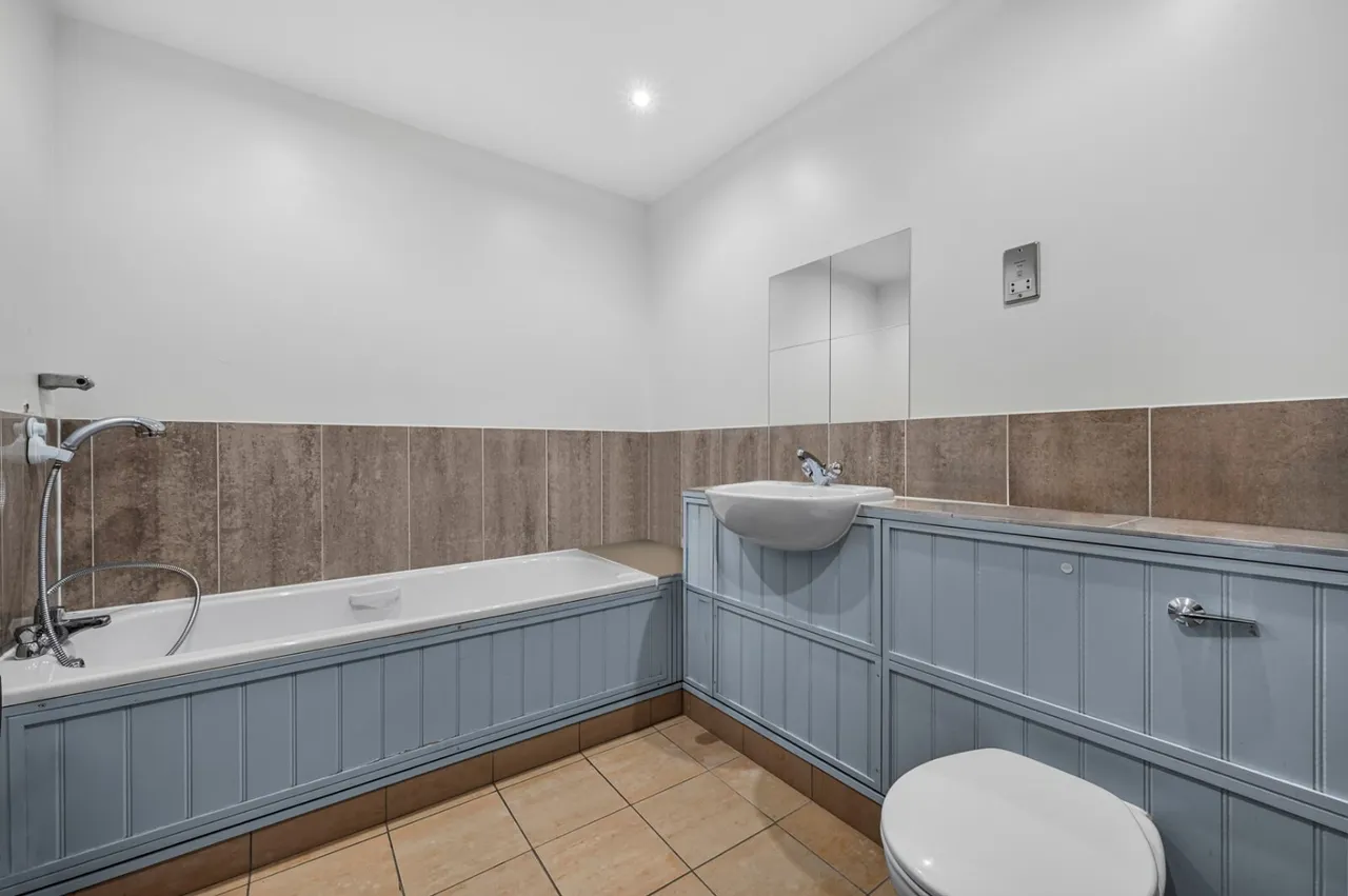 Millennium Drive, London, E14, photo 8