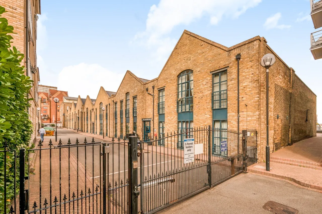 Millennium Drive, London, E14, photo 15