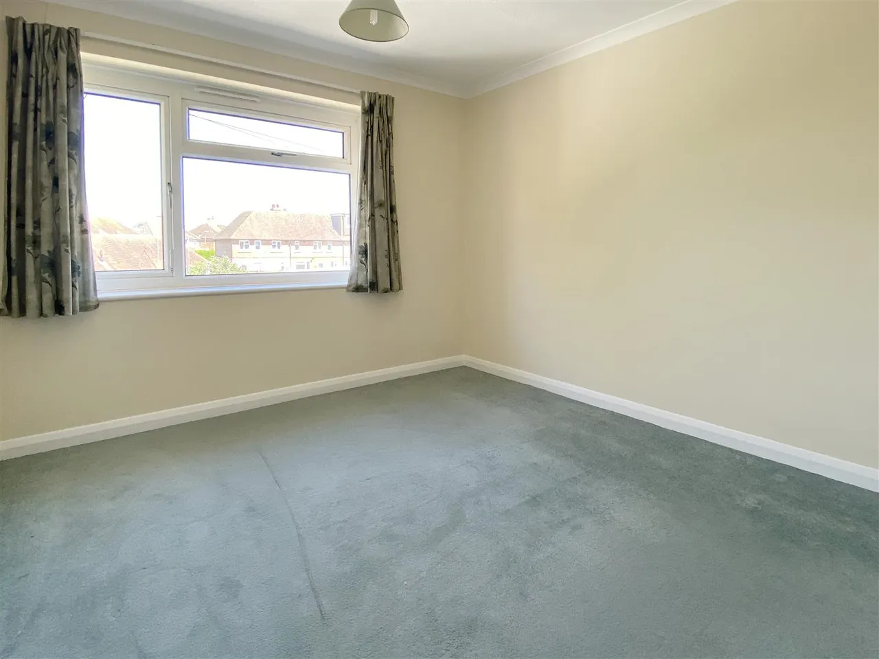 Arun Close, Rustington, photo 6