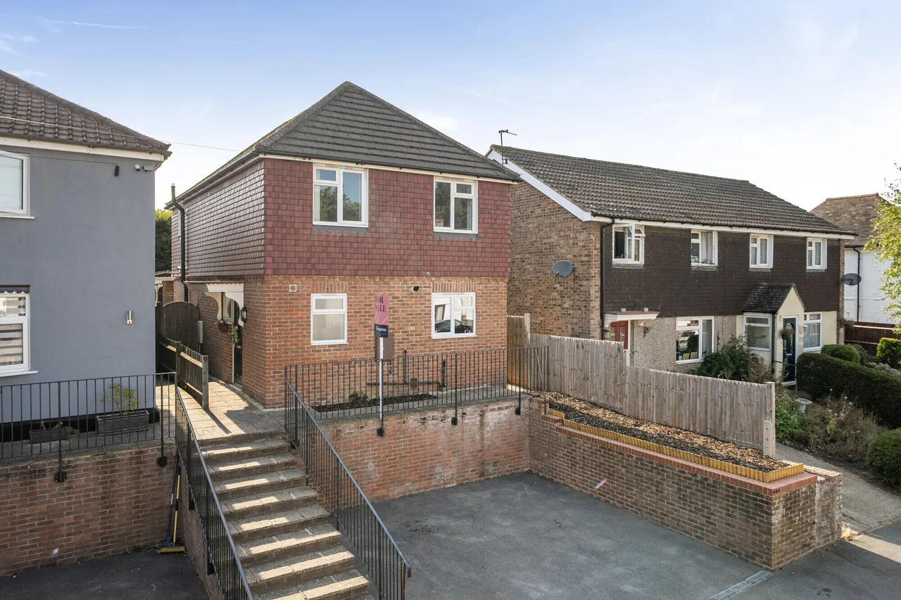 3 bed house for sale, Mill Lane, Sevenoaks, TN14
