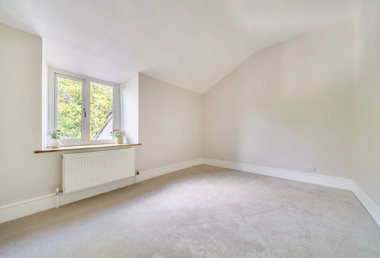 Keynsham Road, Gloucestershire, Keynsham, BS31 2DD, photo 7